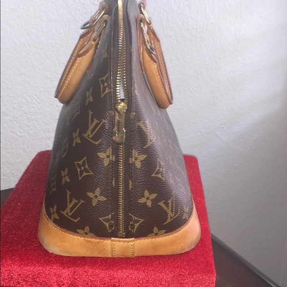 Louis Vuitton Alma PM - Picture 3 of 8